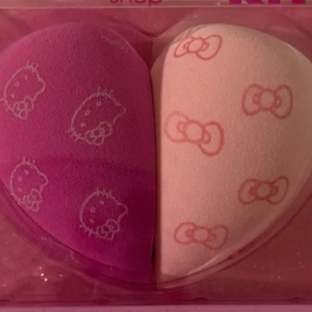 The Crème Shop x Hello Kitty Limited Edition Premium Plush Makeup Blender Duo